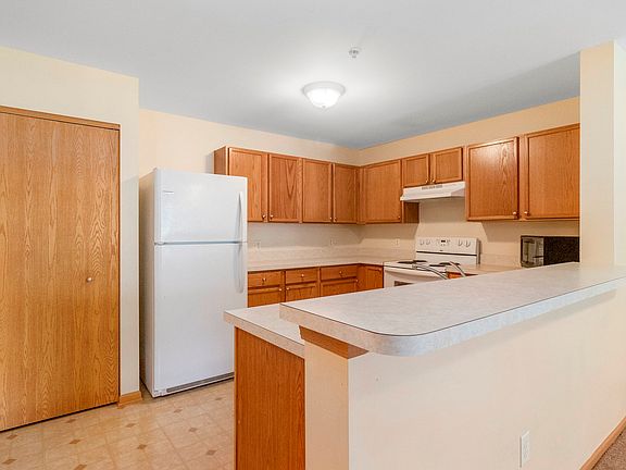 Kitchen - all appliances included