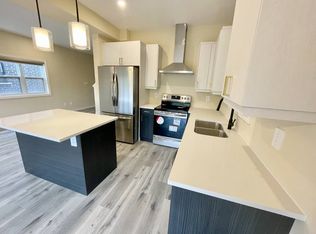 3886 Auckland Ave, London, ON N6L 0J3