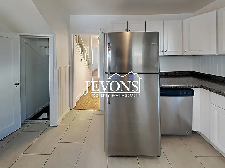 921 S 21st Ave #921 — Photo 13