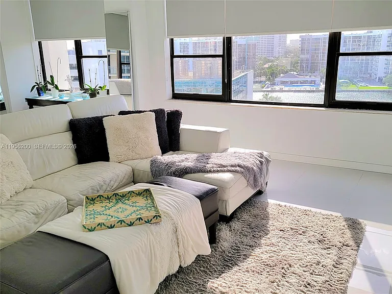 3505 S Ocean Dr #901 — Photo 20