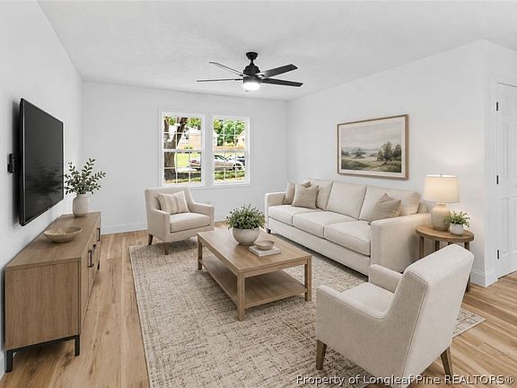 3rd image of 4805 Ellsworth Dr
