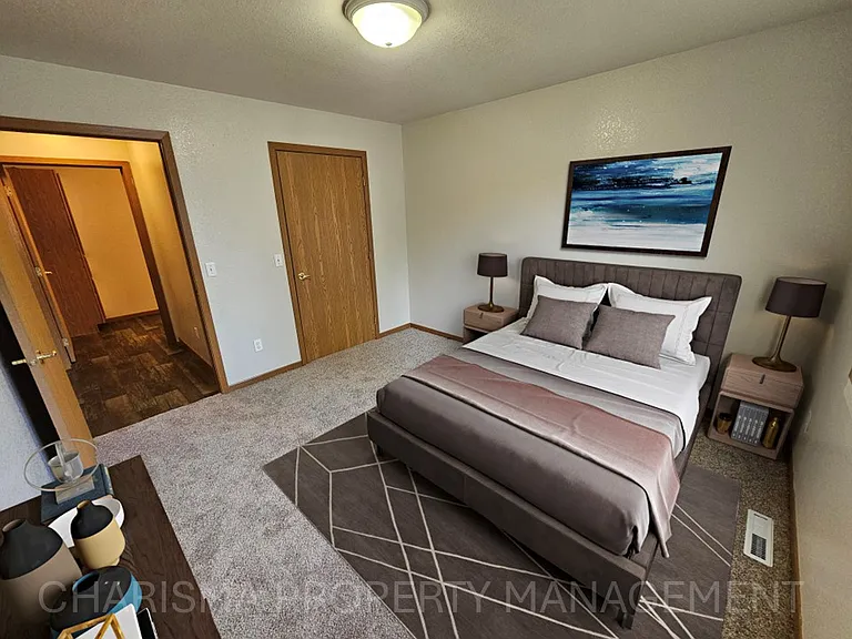 340 N Main Avenue — Photo 6