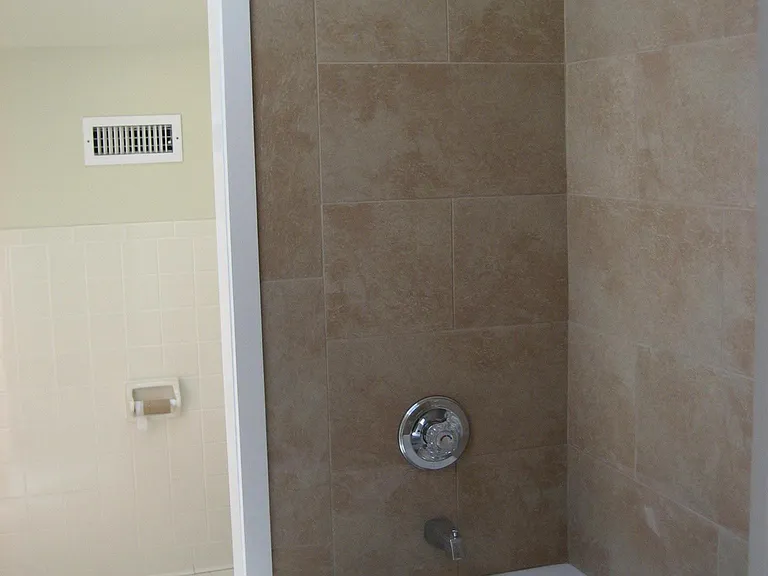 331 22nd Ave N #5 — Photo 18