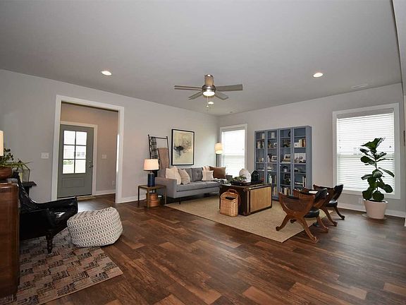 5th image of 3090 Megan Dr