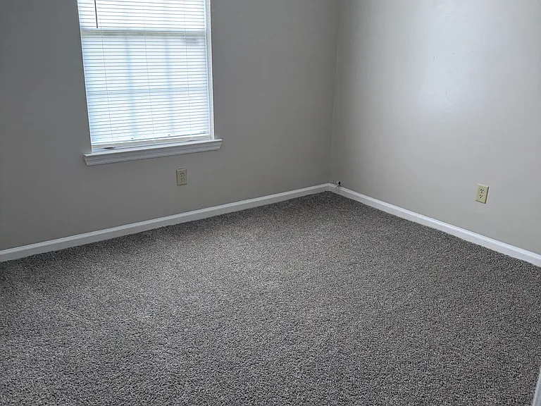 663 Windhaven Dr — Photo 44