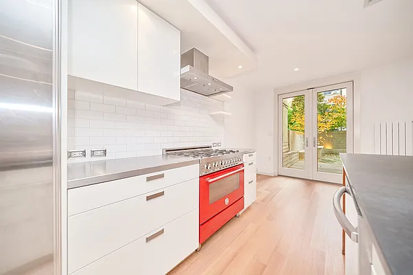 Rented by Corcoran | media 19