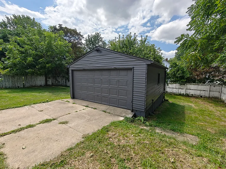 1290 Marcy St — Photo 3