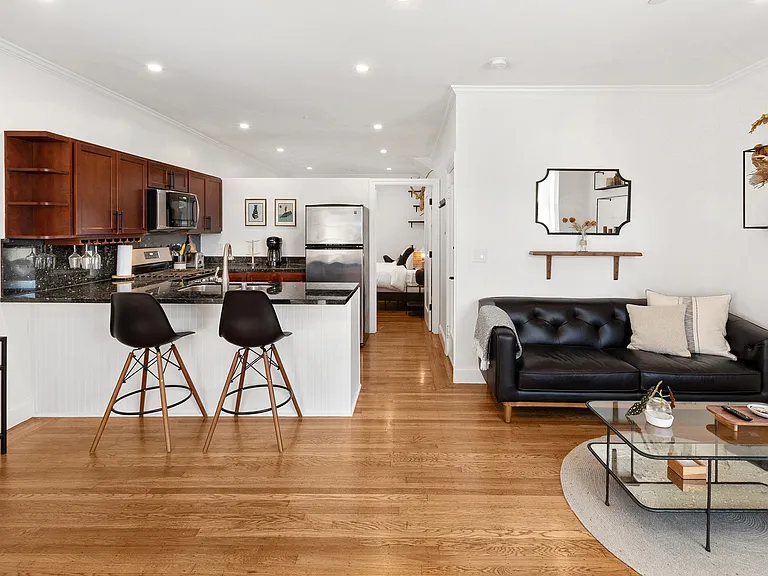 2621 Divisadero St #5 — Photo 8