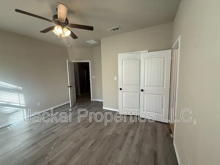 214 N Ricketts St — Photo 10