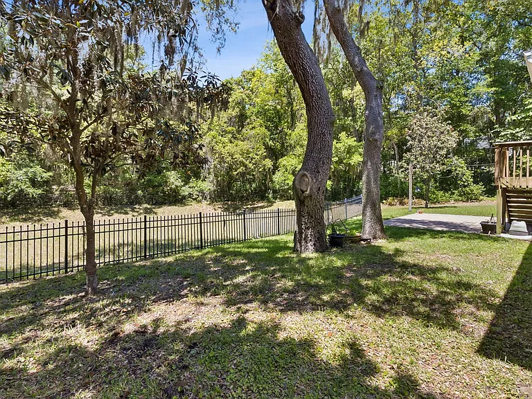 1600 Highland Dunes Way — Photo 42