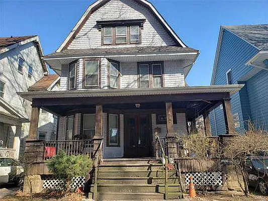 Sold by BINAH REALTY SERVICES LLC | media 1