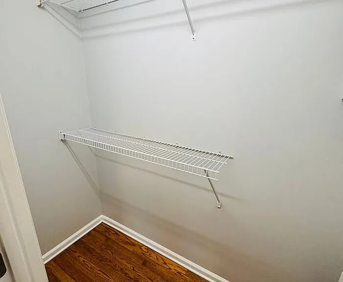 1221 Overton Ln — Photo 12