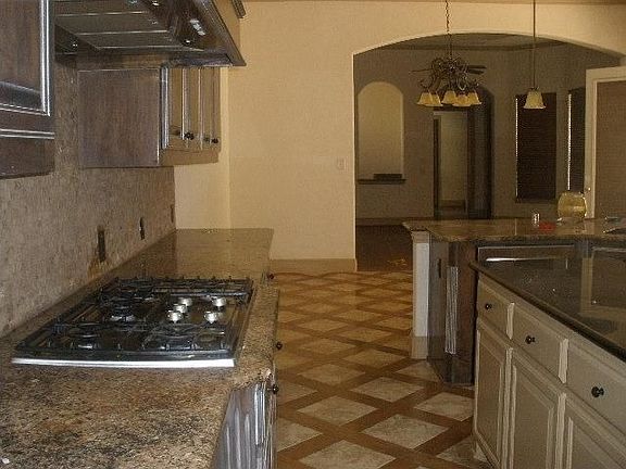 4th image of 3616 Vineyard Way