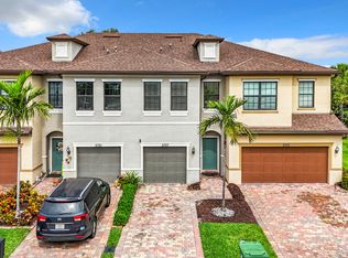 2757 Troubadour St, Palm Springs, FL 33406