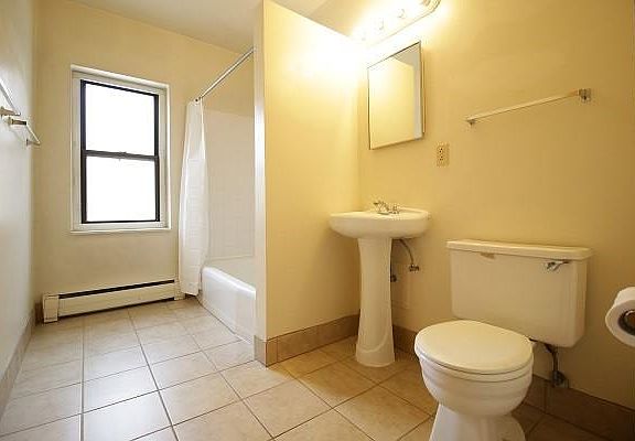 4th image of 2311 E North Ave APT 8