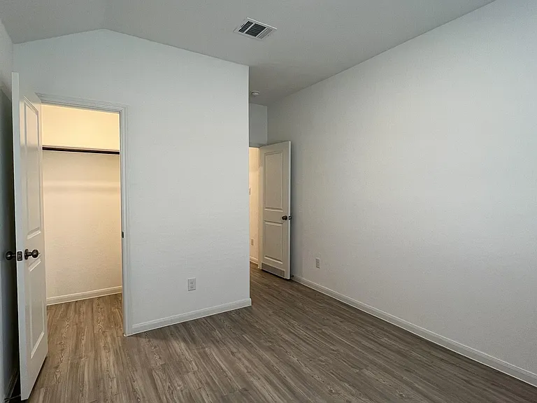 7010 Pail Pl — Photo 29