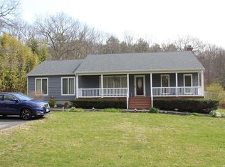 361 Blue Point Rd, Farmingville, NY 11738