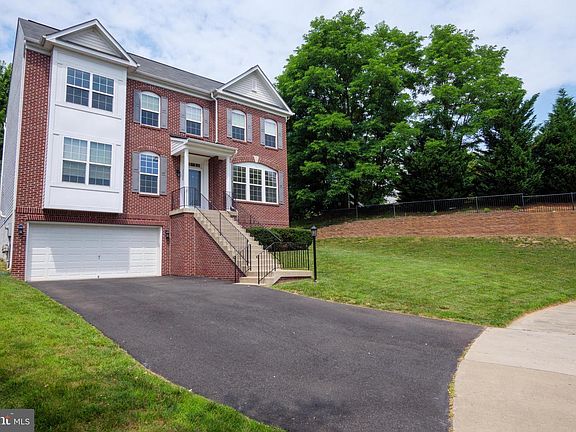 3rd image of 15208 Muddy Creek Ct