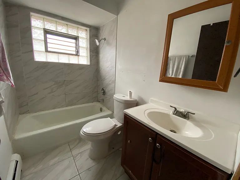 3 West bathroom