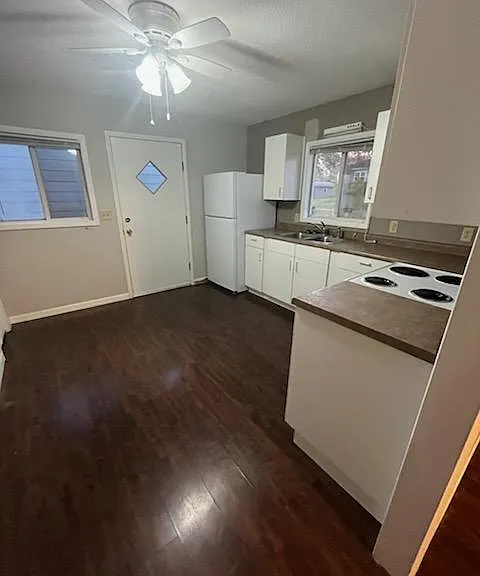 705 N Adams Ave — Photo 5