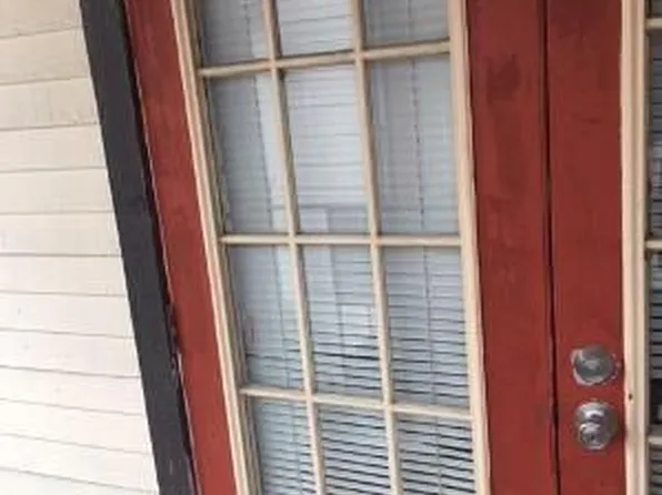 13480 S Thorntree Dr APT 404, Houston, TX 77015