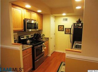 127 Turtle Creek Rd APT 4, Charlottesville, VA 22901