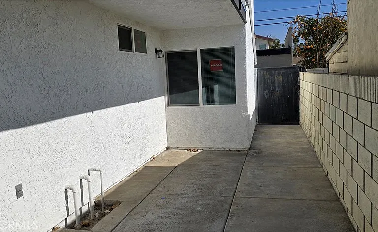840 S Anaheim Blvd #B — Photo 3