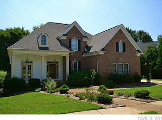 5808 Hartfield Downs Dr, Charlotte, NC 28269
