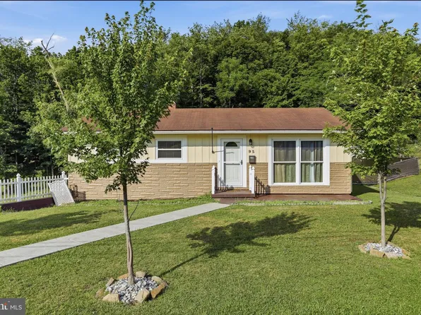 95 Old Orchard Dr, Keyser, WV 26726