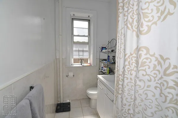 Rented by Welcome Home Real Estate | media 22
