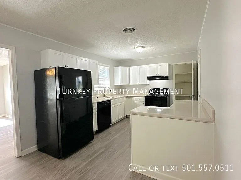 5315 Chandler St — Photo 2
