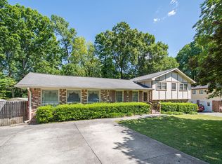 1951 N Oak Dr, Lawrenceville, GA 30044