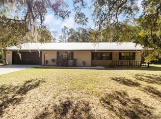 11930 W Checkerberry Dr, Crystal River, FL 34428