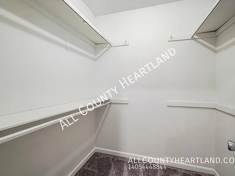 1528 Apollo Rd — Photo 10