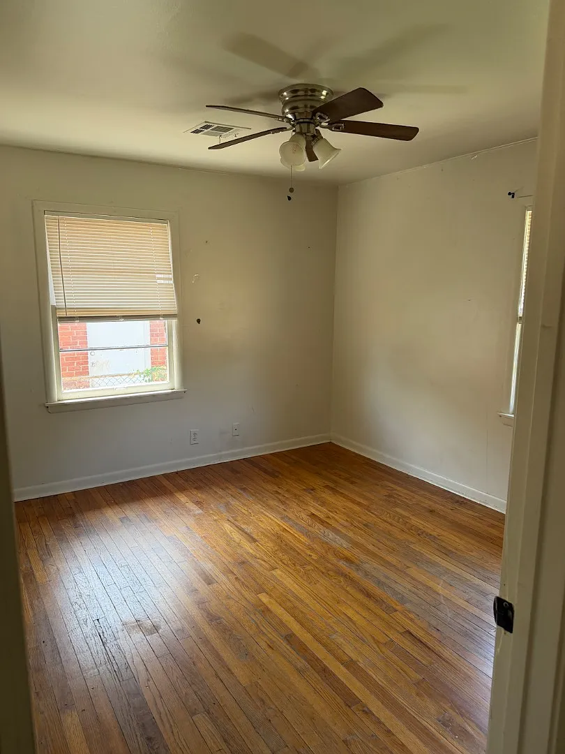 4305 N Libby Ave — Photo 3