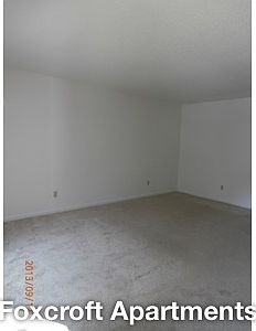 3rd image of 1003 Foxcroft Ln APT 7