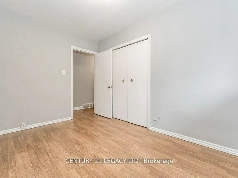 224 River Rd E — Photo 14