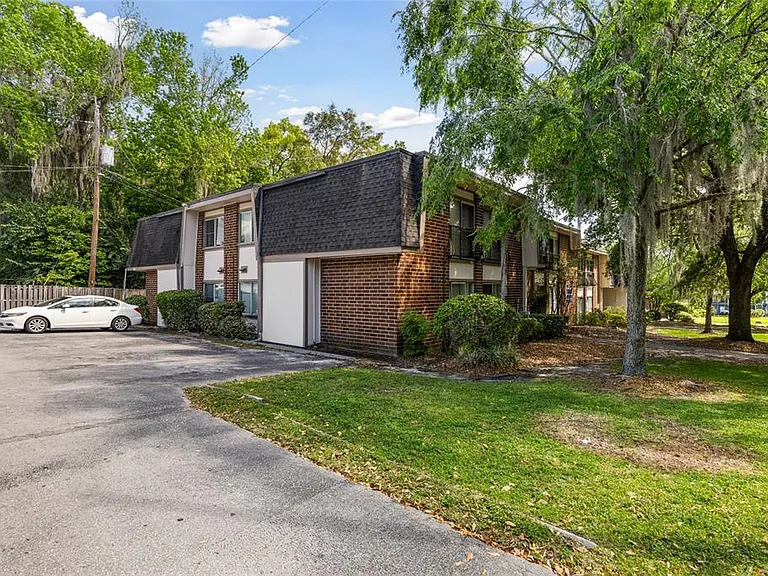 1700 SW 16th Ct #B28 — Photo 15