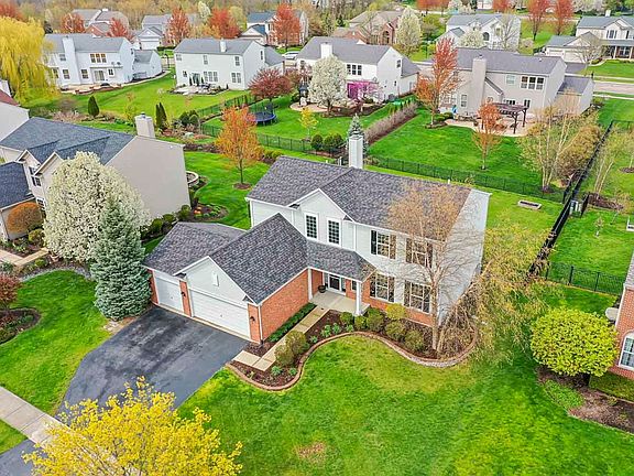 4th image of 25008 Canterbury Ct