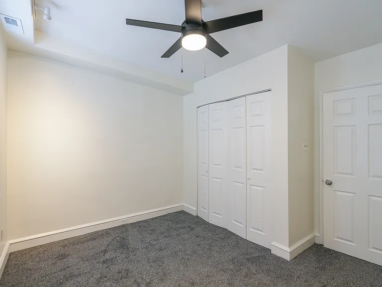 1631 S Clarion St — Photo 20