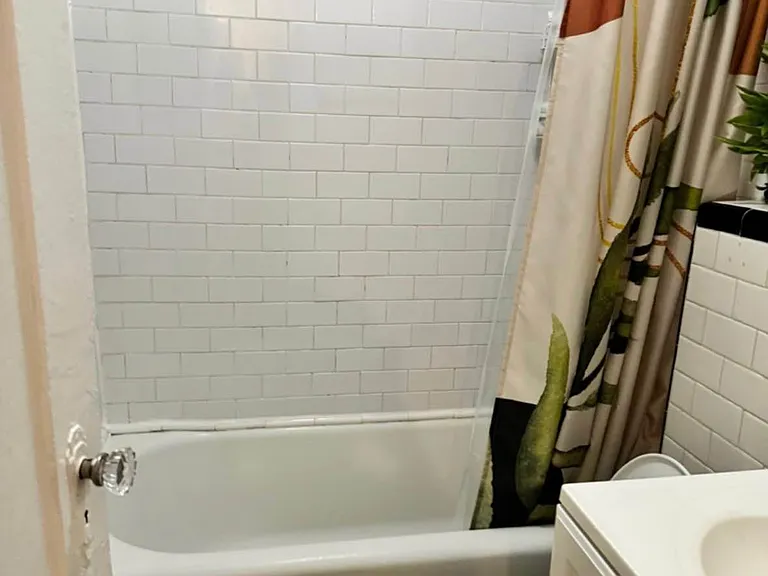 665 10th Ave #2W — Photo 10