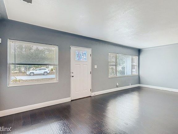 3rd image of 4000 20th Ave N