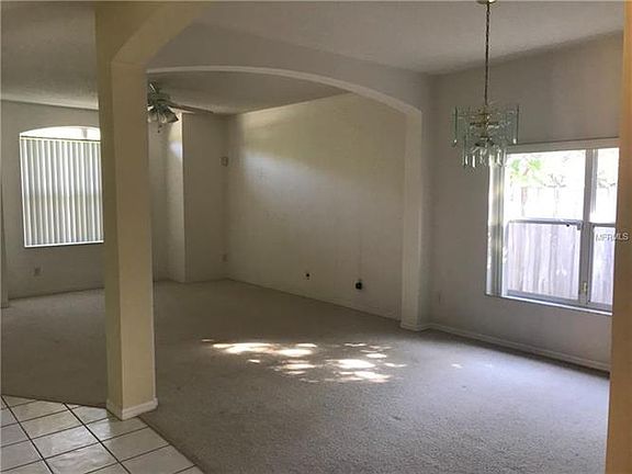3rd image of 608 Lakepark Trl