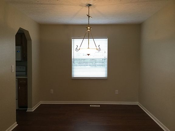 4th image of 118 Saddle Creek Ln