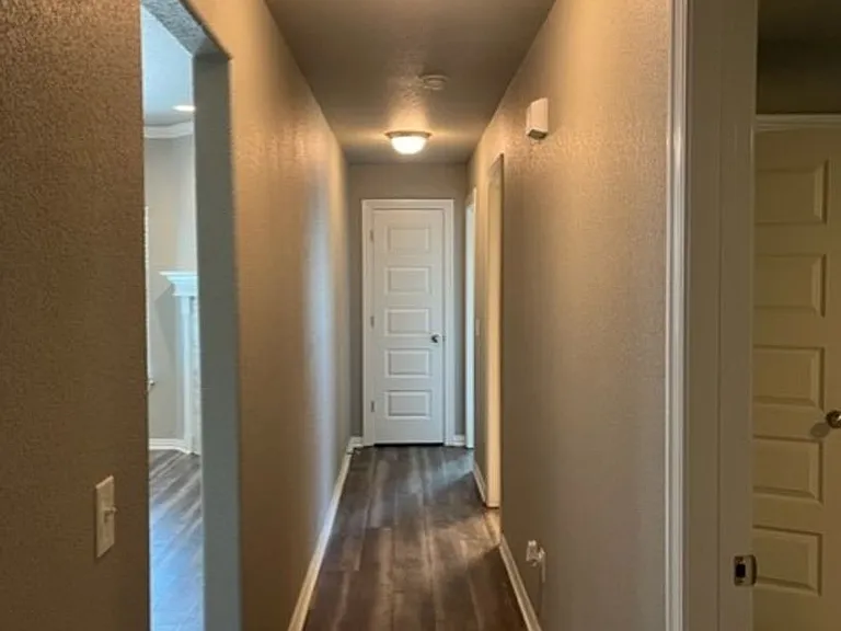 4338 Leafield St — Photo 10