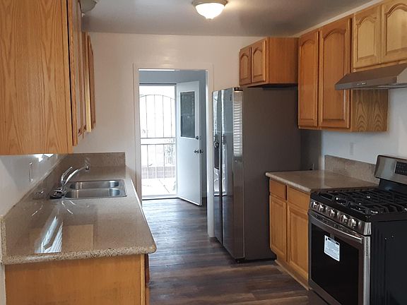 5th image of 12355 Farlow St