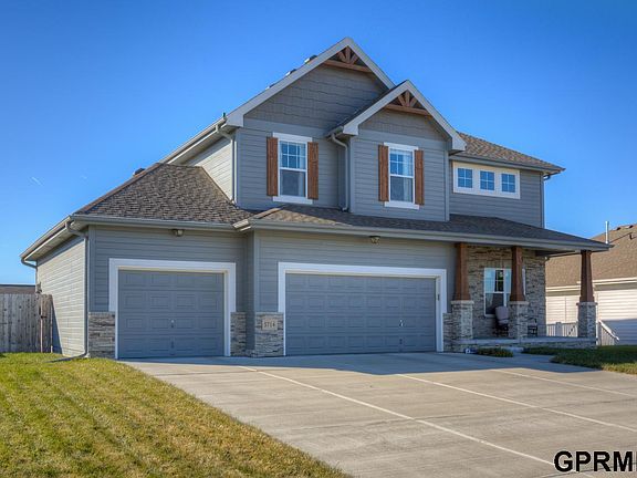 2nd image of 5714 N 152nd St