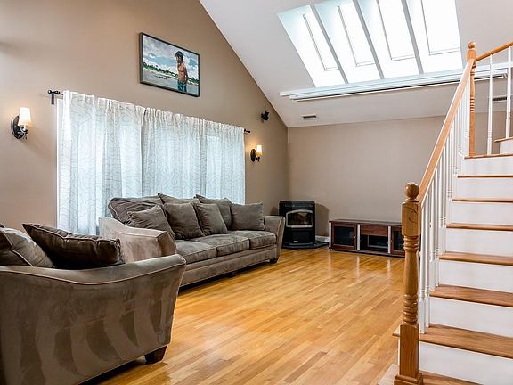 4th image of 30 Dartmouth St