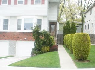 61 Carmel Ave, Staten Island, NY 10314