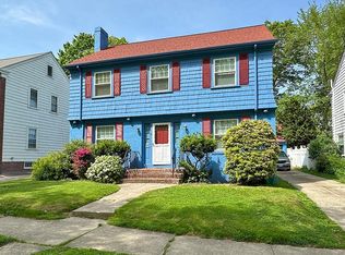 96 Savoy St, Providence, RI 02906